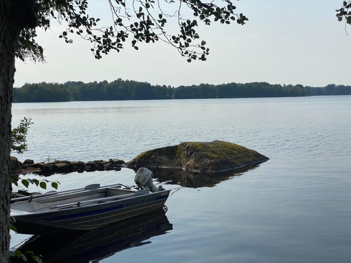 Talludden by the lake Årydssjön, Furuby Exteriör bild